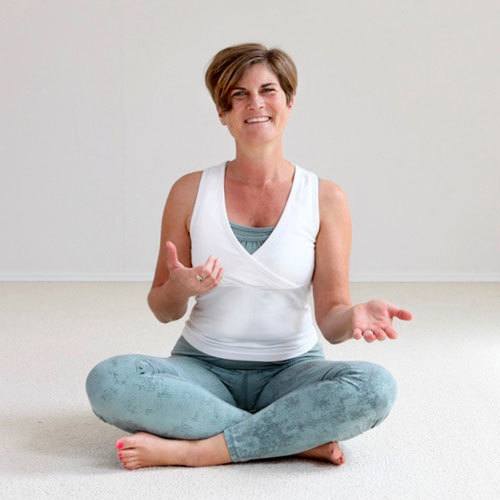 Shakti Simone Lehner - Hormon Yoga Training